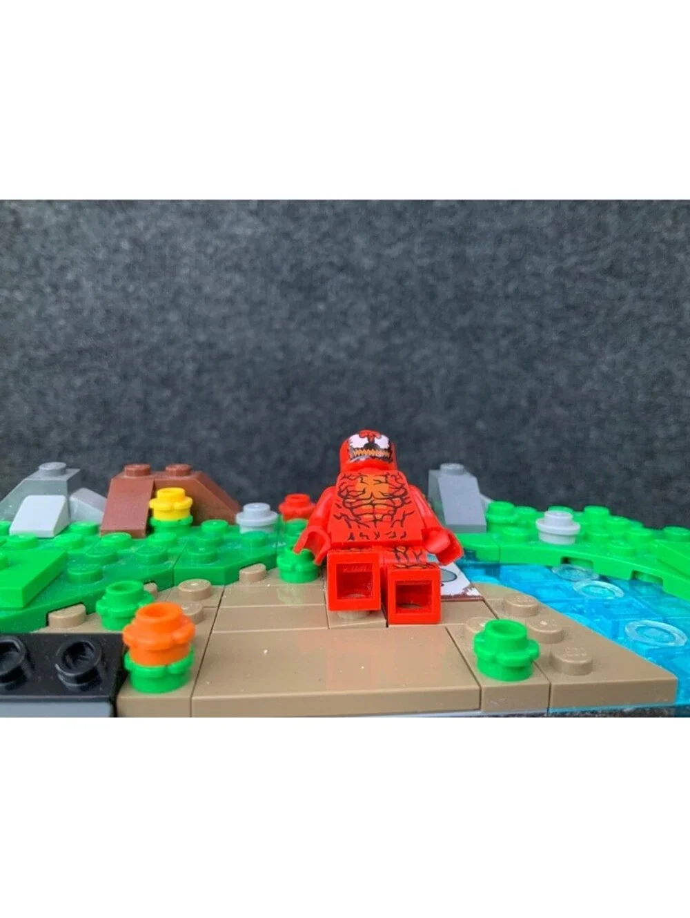 LEGO Carnage sh632 Marvel Minifigure Venom Crawler